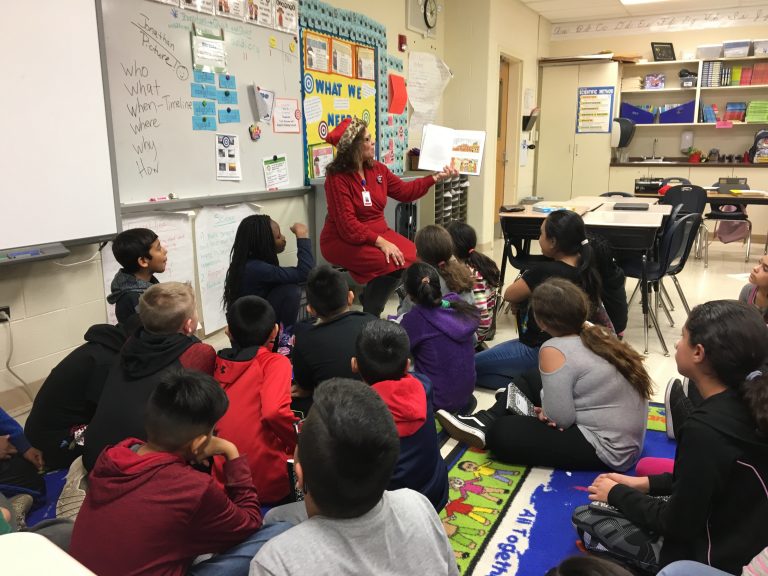 Allen Elementary Principal and Assistant Principals Read to Classes